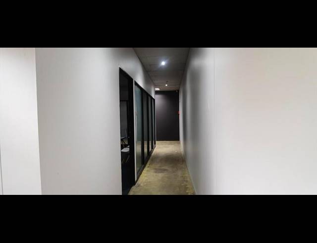 BUSINESS PROPERTY TO RENT IN ERASMUSKLOOF